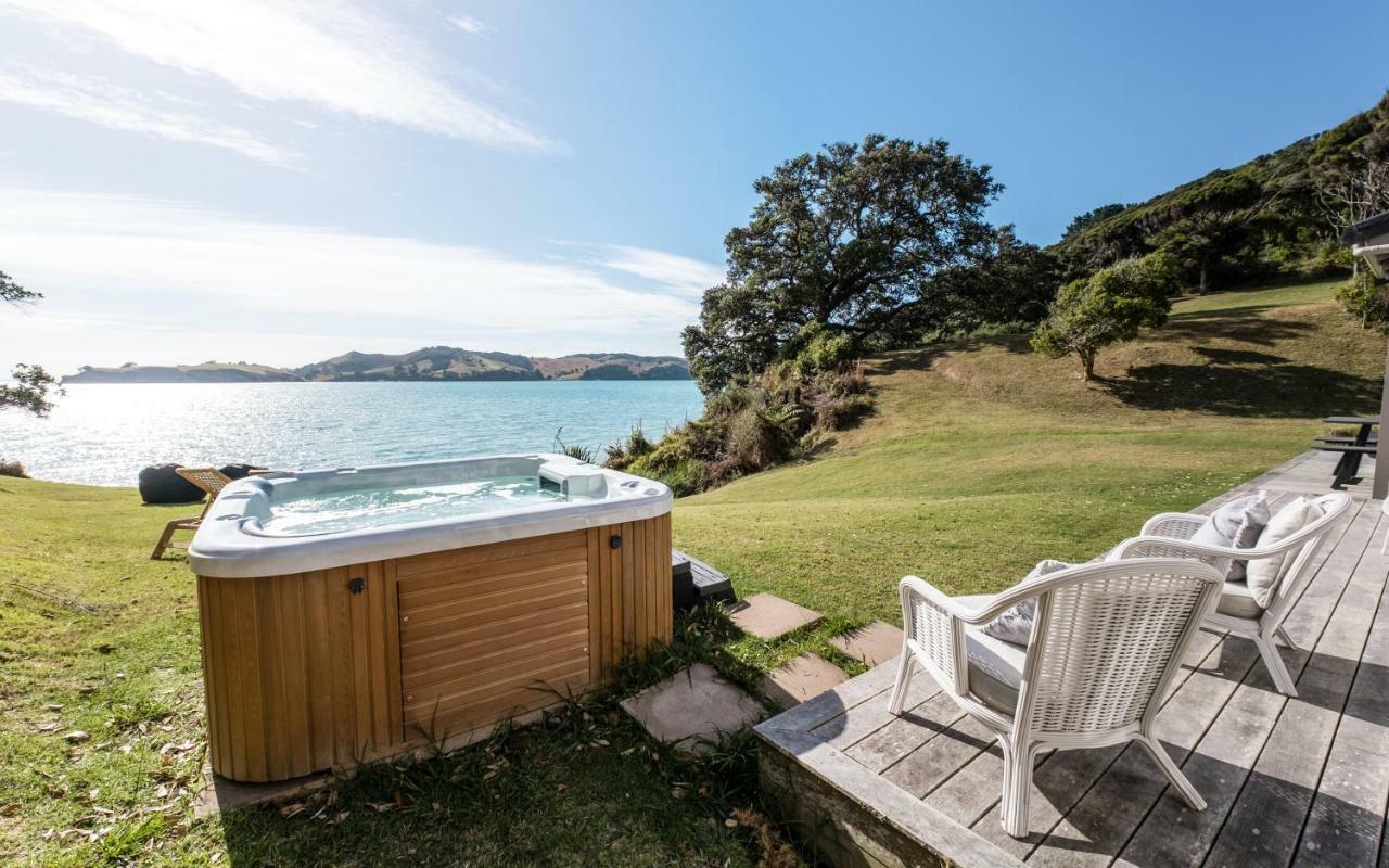 Circular Bay Villa Onetangi ภายนอก รูปภาพ